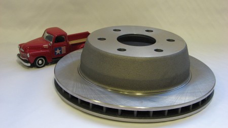 Спирачен диск заден вентилиран 330мм (купи тук)